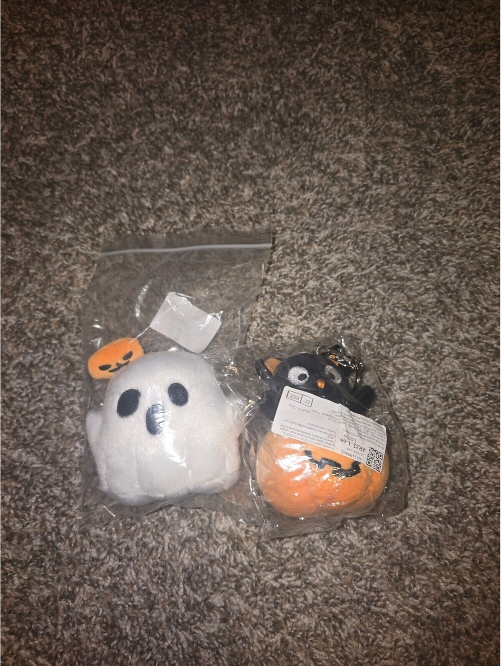 Halloween plush keychain